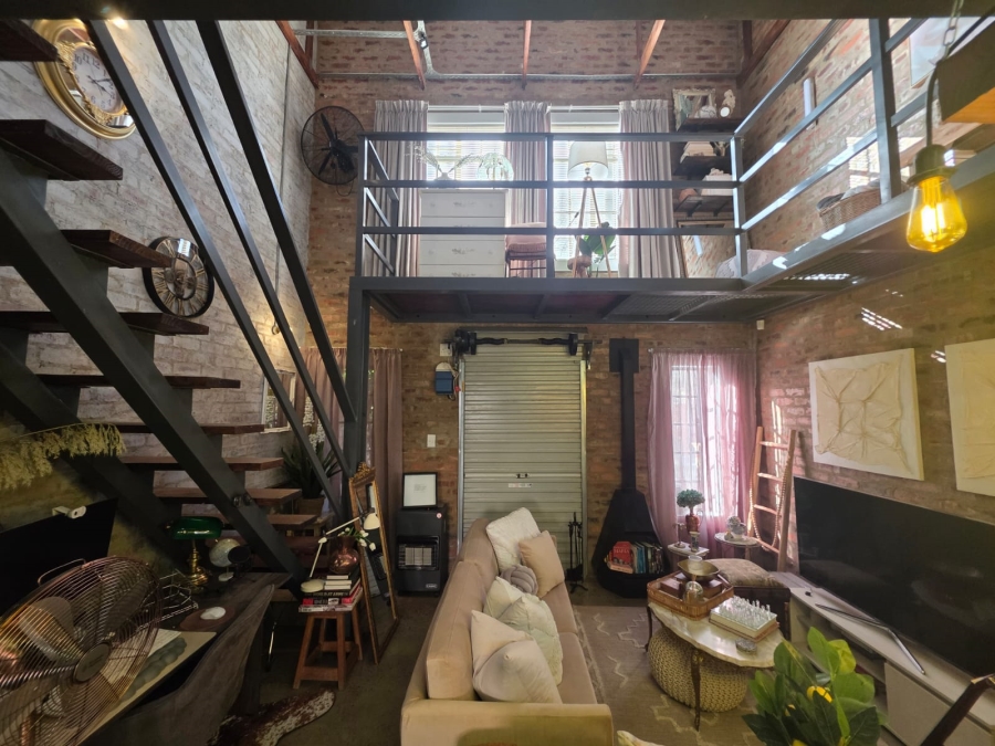 1 Bedroom Property for Sale in Kannoniers Park North West